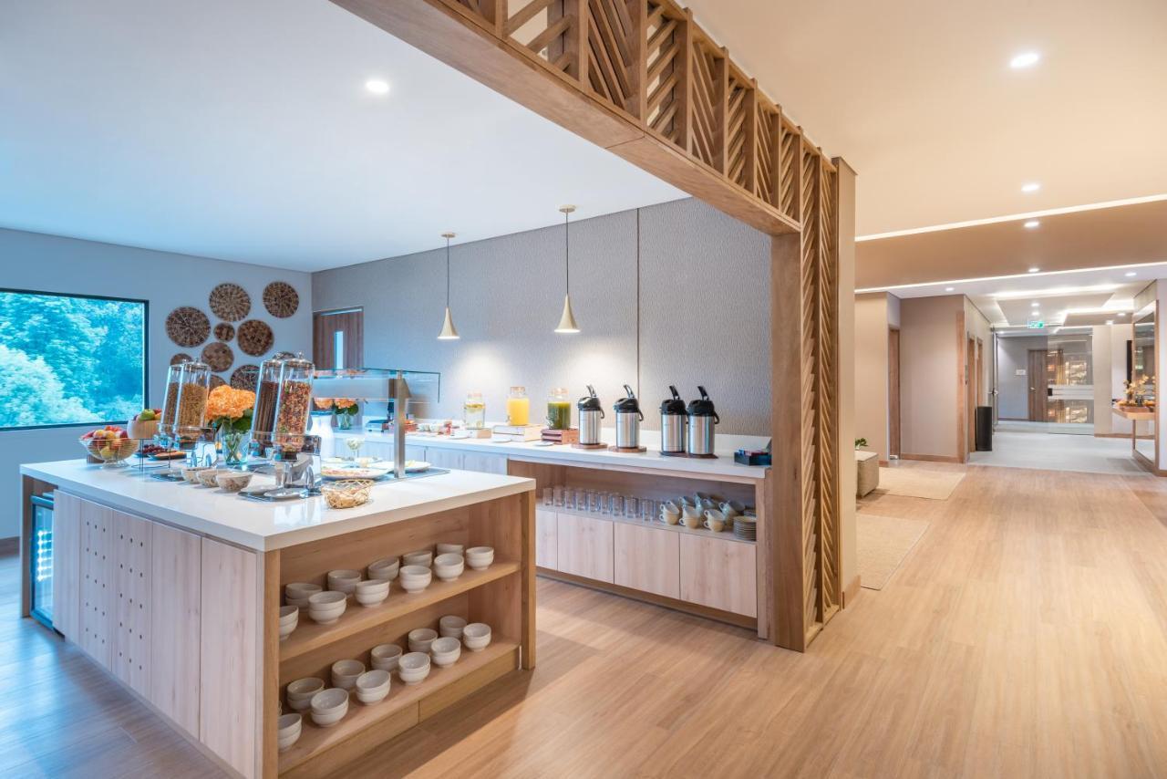 ホテル Fairfield By Marriott Medellin Sabaneta Itagüí エクステリア 写真