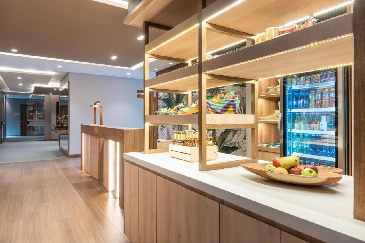 ホテル Fairfield By Marriott Medellin Sabaneta Itagüí エクステリア 写真