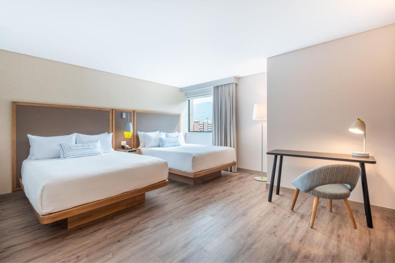 ホテル Fairfield By Marriott Medellin Sabaneta Itagüí エクステリア 写真