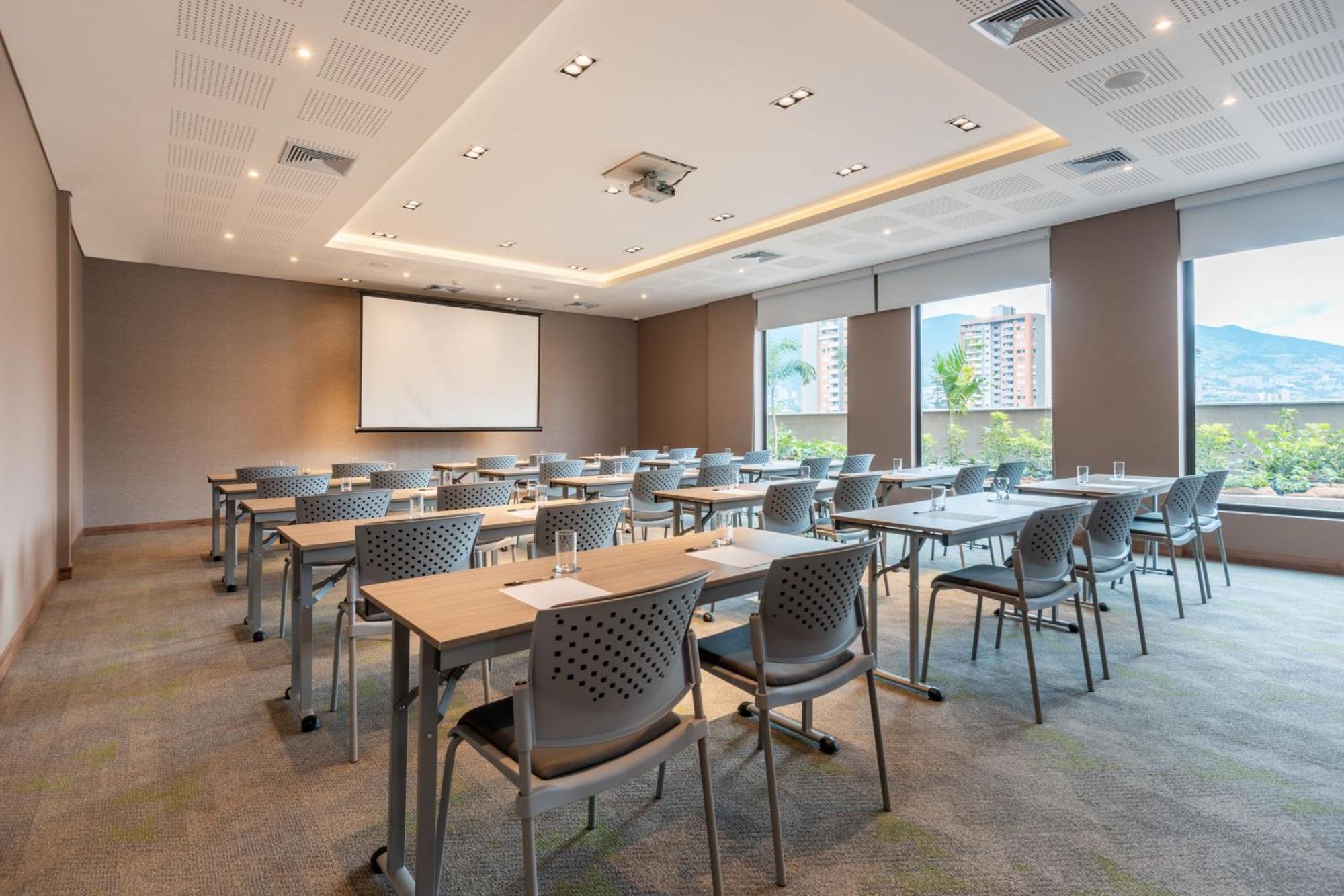 ホテル Fairfield By Marriott Medellin Sabaneta Itagüí エクステリア 写真