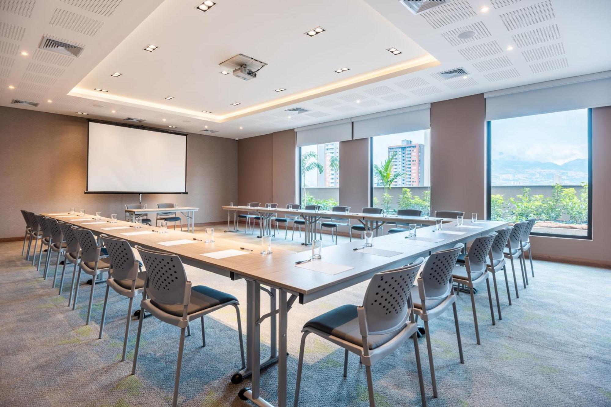 ホテル Fairfield By Marriott Medellin Sabaneta Itagüí エクステリア 写真